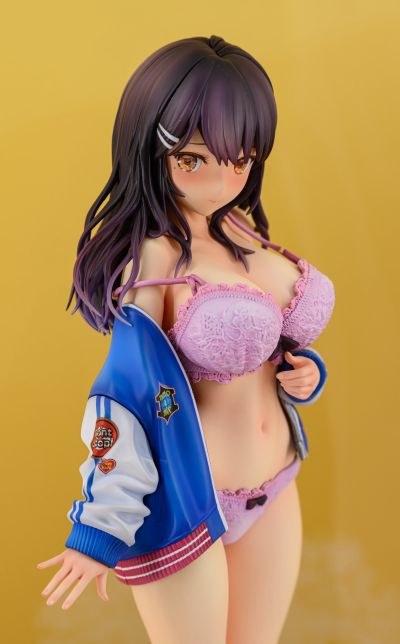 夹克女友想要变酷！ 神乐京香