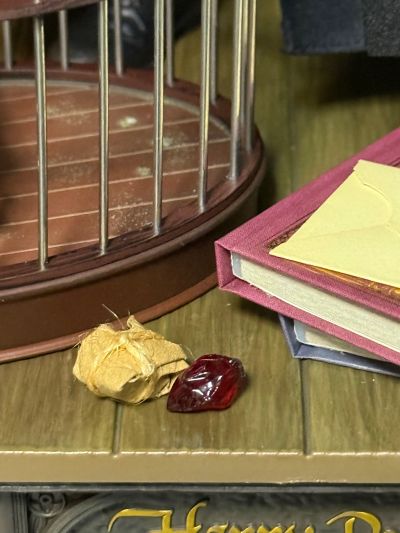 哈利波特与魔法石 赫敏·格兰杰（学院服）1/6收藏级可动人偶