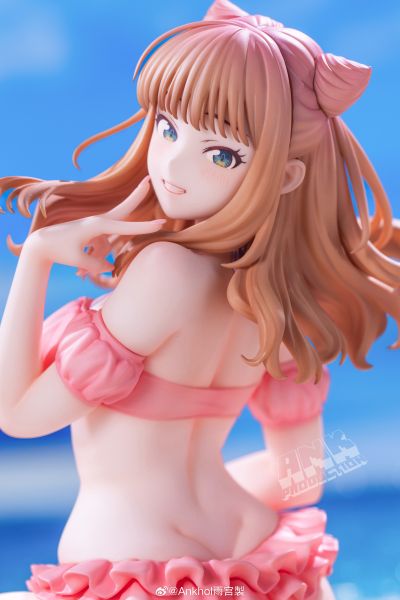 古立特宇宙 南梦芽 泳装