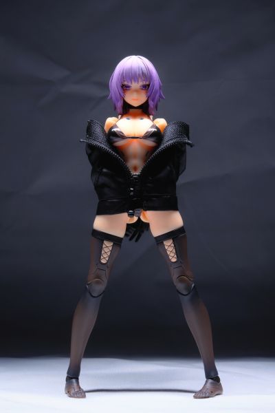 哑光黑色布制外套