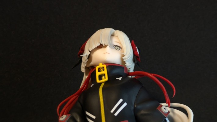 神椿市建设中。 夜河世界