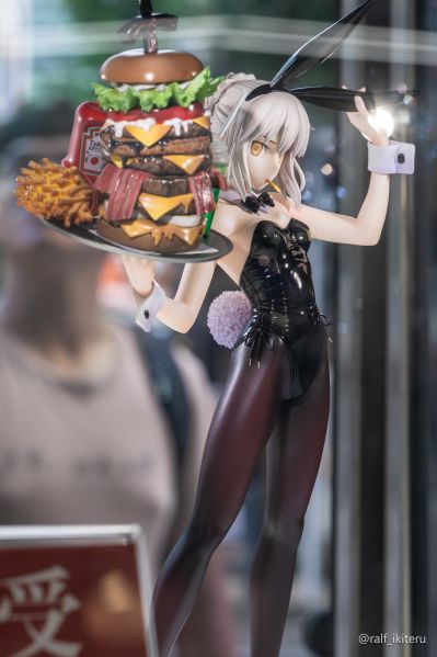 命运-冠位指定 剑士-阿尔托莉雅・潘德拉贡[Alter] 兔女郎