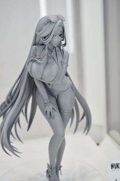 胜利女神：新的希望 梅登 艳阳之下