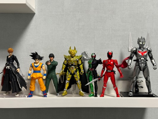 S.H.Figuarts（真骨雕制法） 黄金骑士牙狼（冴岛钢牙）牙狼20周年纪念版