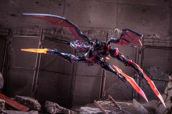 转轮科技系列 惊奇山口 蝙蝠侠：超越 未来蝙蝠侠