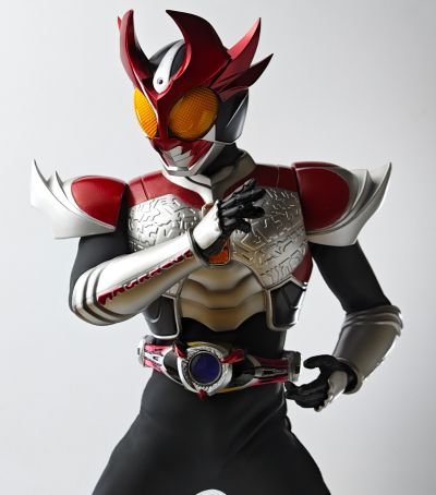 REAL ACTION HEROES #639 假面骑士アギト 假面骑士アギトシャイニングフォーム