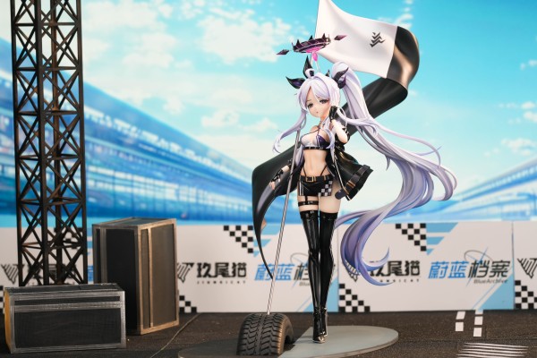 蔚蓝档案 空崎日奈 赛车服