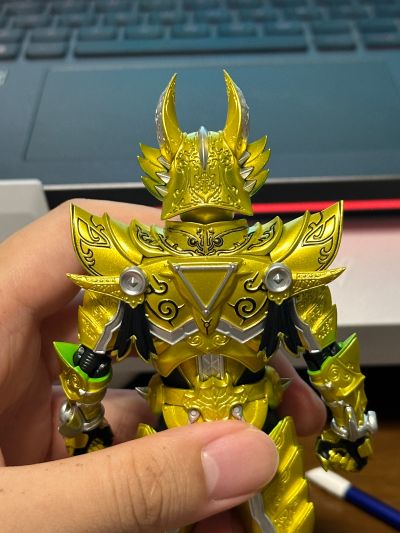 S.H.Figuarts（真骨雕制法） 黄金骑士牙狼（冴岛钢牙）牙狼20周年纪念版