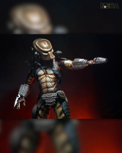 铁血战士 2 – 城市猎人铁血战士带 LED 灯 1/4 比例可动人偶