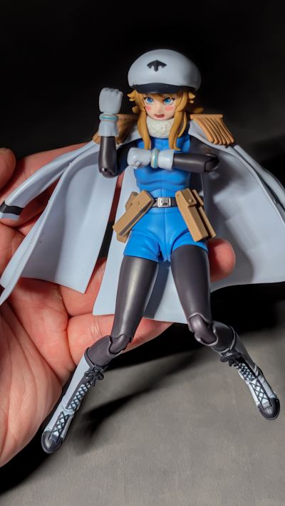 S.H.Figuarts  腼腆英雄 SPIRITS