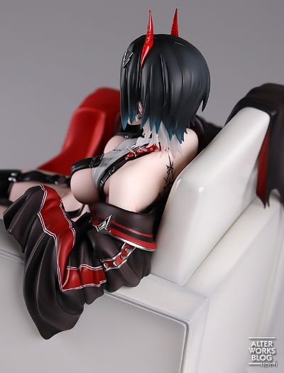 碧蓝航线 乌尔里克·冯·胡贝尔（乌尔里希）