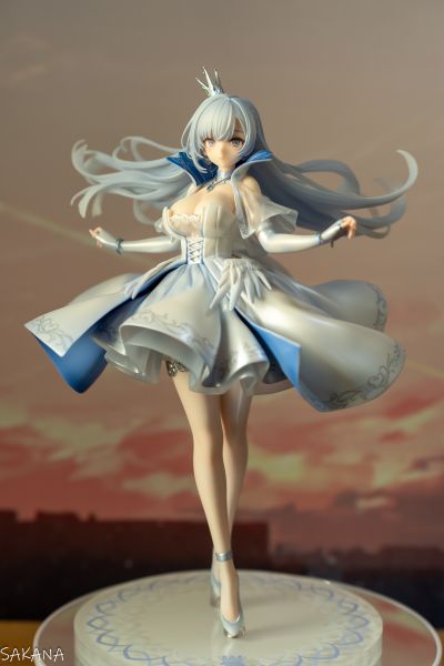 黄金头  碧蓝航线 百眼巨人