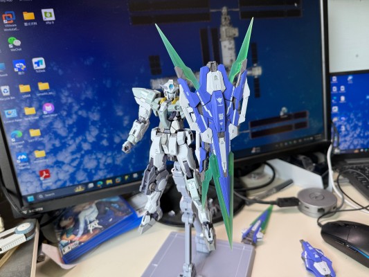 METAL BUILD 用于量子型00高达全刃装的配件包