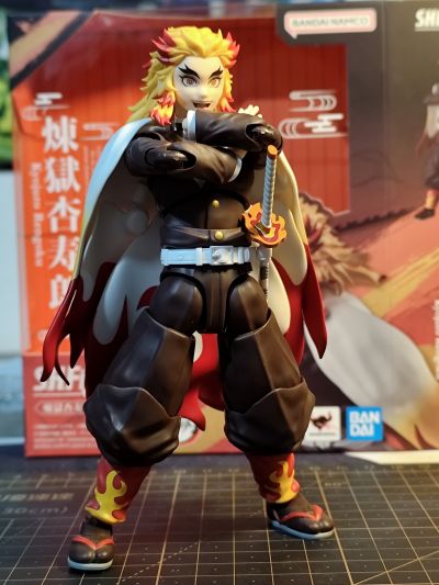 S.H.Figuarts 鬼灭之刃 炼狱杏寿郎