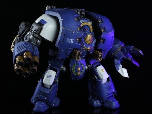 战锤:荷鲁斯叛乱 极限战士 装备旋风热熔矛阵和攻城爪的利维坦无畏机甲