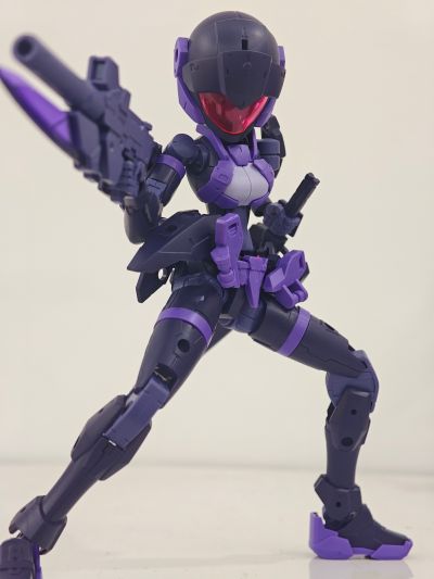 30MM 1/144 EXM-H15E 亚琪露比（E型）