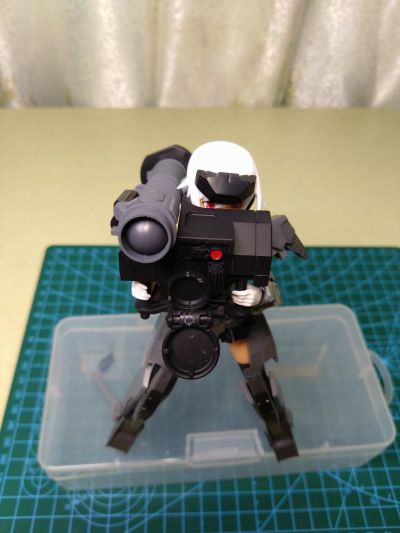 机甲少女 轰雷改（黑色）+ FGM148 标枪反坦克导弹