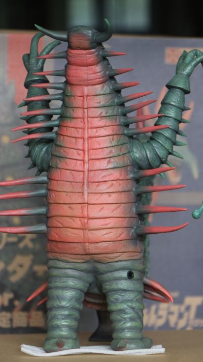 大怪兽系列 莫卡旦达 发光版