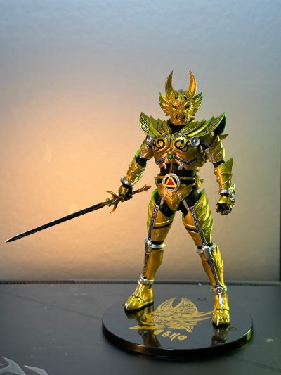 S.H.Figuarts（真骨雕制法） 黄金骑士牙狼（冴岛钢牙）牙狼20周年纪念版