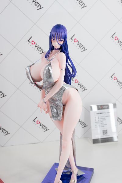 绝对纯白魔法少女 仓本艾丽卡 礼服