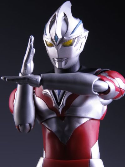 S.H.Figuarts 亚刻奥特曼