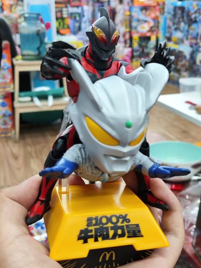 S.H.Figuarts 贝利亚奥特曼（黑暗邪雄版）