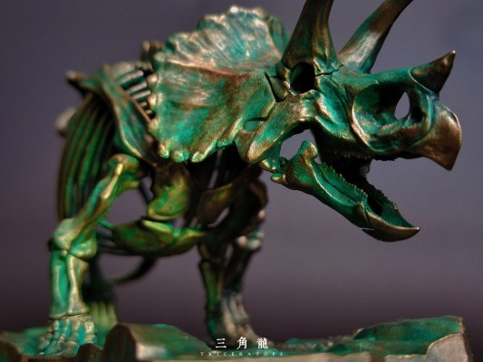 幻想骨架  三角龙