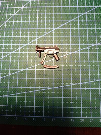 小军械库 LA045 MP5K 手提箱型