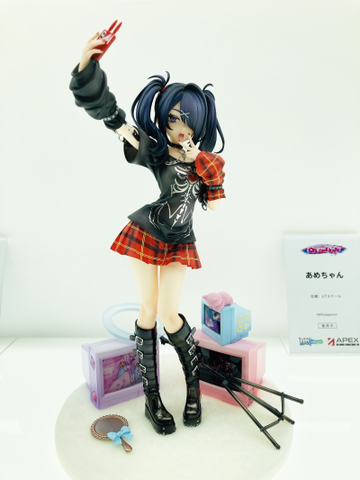 主播女孩重度依赖 糖糖 1/7 比例手办