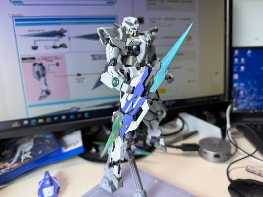 METAL BUILD 用于量子型00高达全刃装的配件包