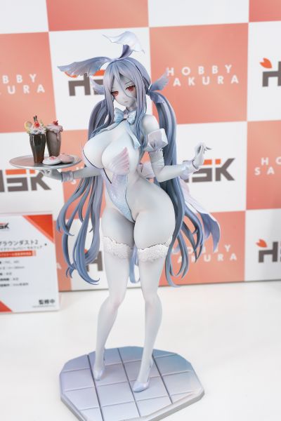 棕色尘埃2 白日梦兔女郎 墨菲亚