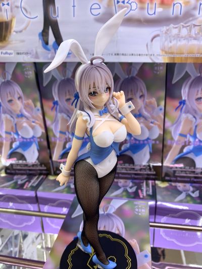 BiCute Bunnies 不时用俄语小声说真心话的邻桌艾莉同学 艾莉