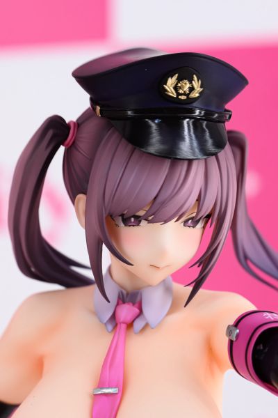 万圣节的角色扮演少女