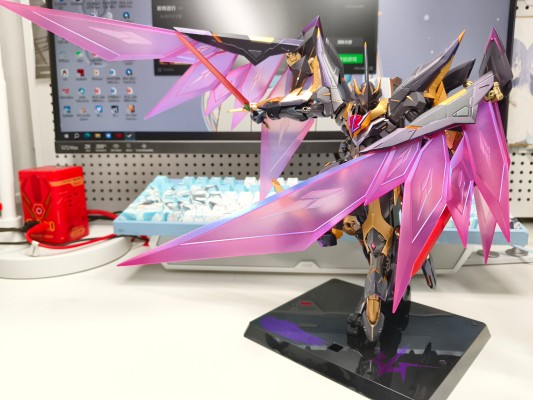 METAL BUILD DRAGON SCALE 兰斯洛特·阿尔比昂零式