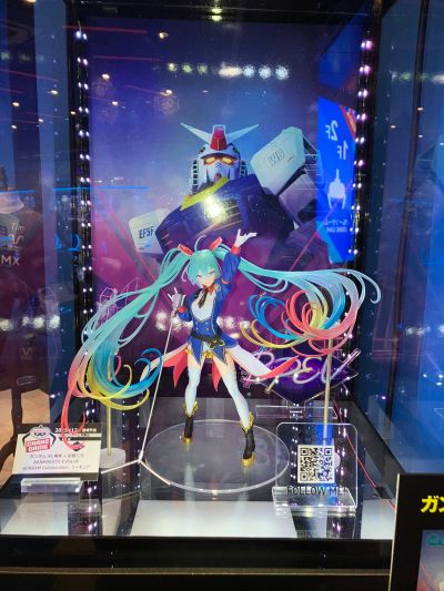 【大货】眼镜厂 高达45周年联名初音未来BPEV返图搬运