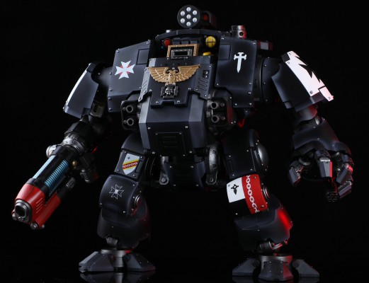 战锤40000  黑色圣堂 救赎者型无畏机甲