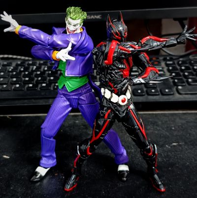 转轮科技系列 惊奇山口 蝙蝠侠：超越 蝙蝠侠