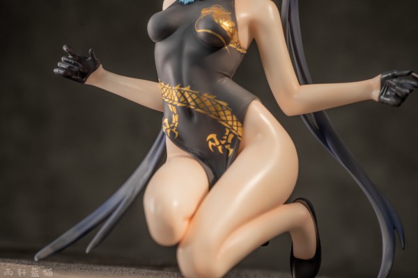 蔚蓝档案  龙华妃咲（旗袍&兔女郎）