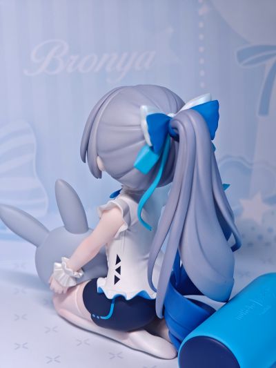 崩坏3 布洛妮娅 真理之律者手办 小不点律者