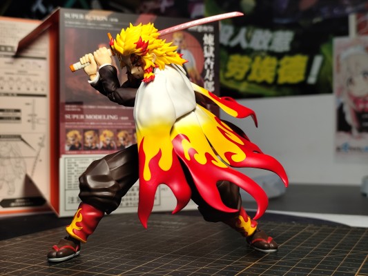 S.H.Figuarts 鬼灭之刃 炼狱杏寿郎