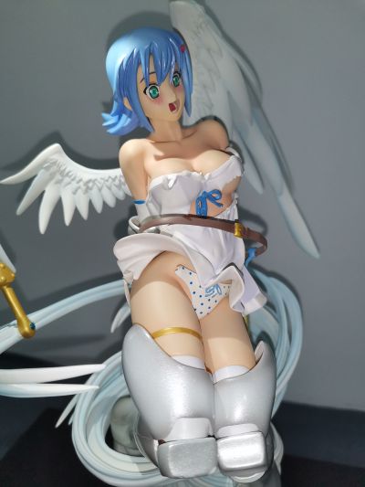 R-Line 女皇之刃 娜娜艾露 