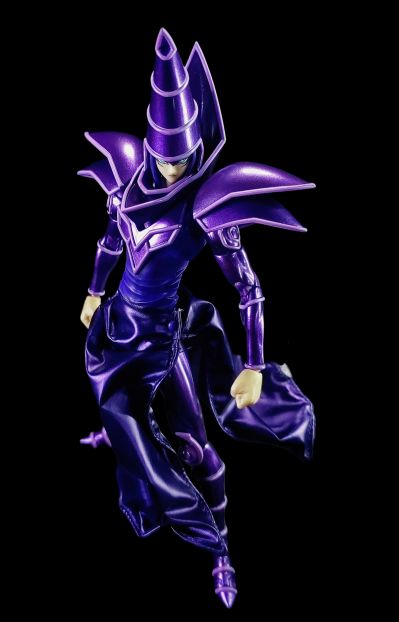 S.H.MonsterArts 黑魔导