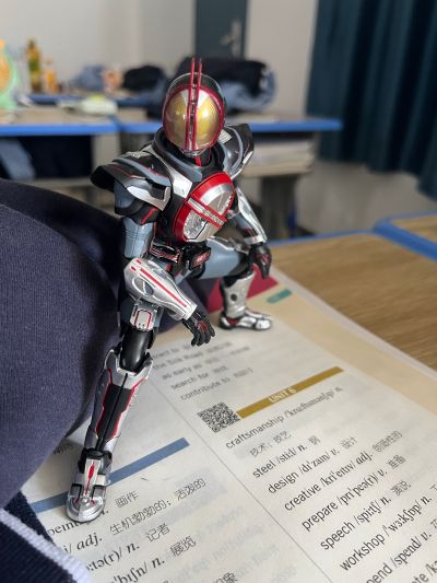 S.H.Figuarts(真骨雕制法)    假面骑士次世代555（暂译）