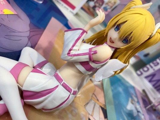 一番赏 2.5次元的诱惑 天使空降队集合！ B奖 美莉艾拉天使空降队人偶