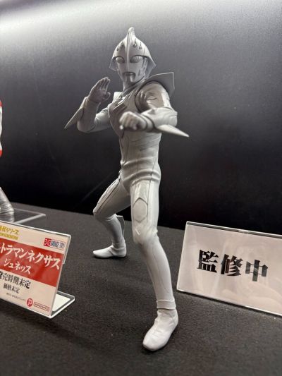 大怪兽系列 奥特新生代 奈克赛斯奥特曼 成年形态