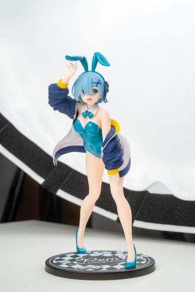 Coreful  Re：从零开始的异世界生活 雷姆 ~外套兔女郎~ 新装版