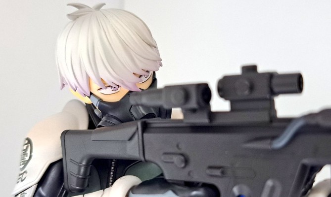 ARTFX J 怪兽8号 市川莱诺