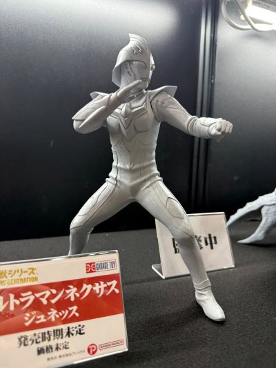 大怪兽系列 奥特新生代 奈克赛斯奥特曼 成年形态