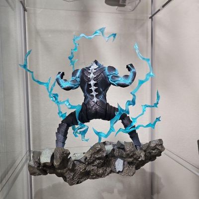 怪兽8号 怪兽8号