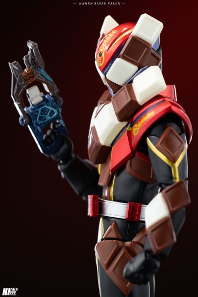 S.H.Figuarts  假面骑士瓦伦 巧克咚形态
